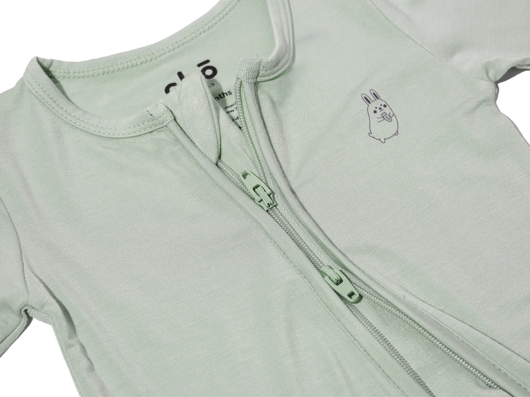 Close up shot of Lollibly Organic Bamboo Long Sleeve Baby Sleep Suit Zipper Tab Double Concealed Zipper